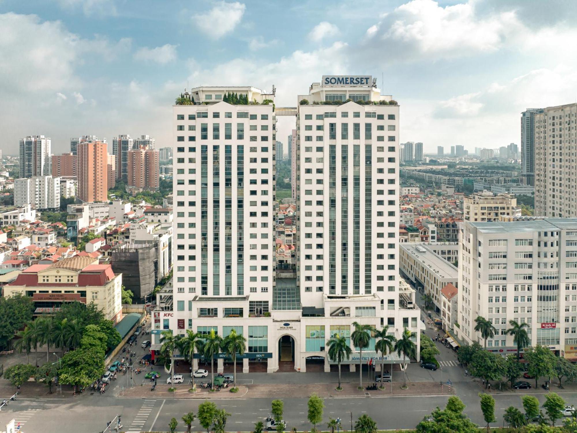 Somerset Hoa Binh Hanoi Bagian luar foto